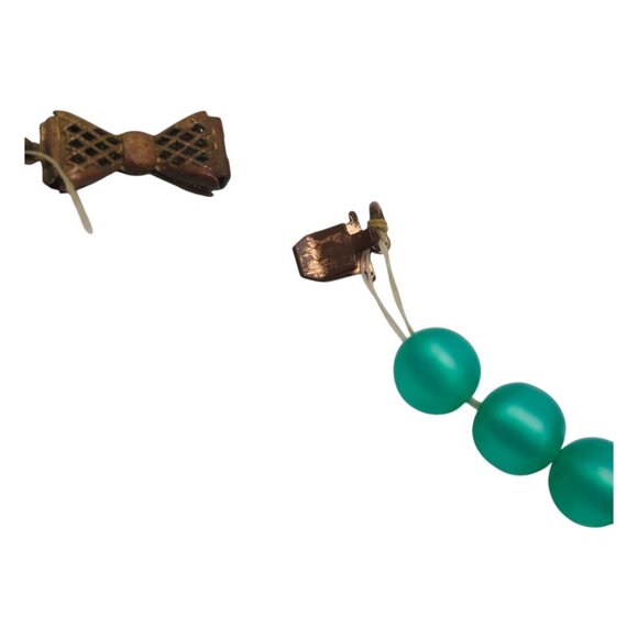 Vintage Green Lucite Moonglow Women's Necklace 15" Graduated Bead Bow Clasp Y4 - Picture 6 of 8
